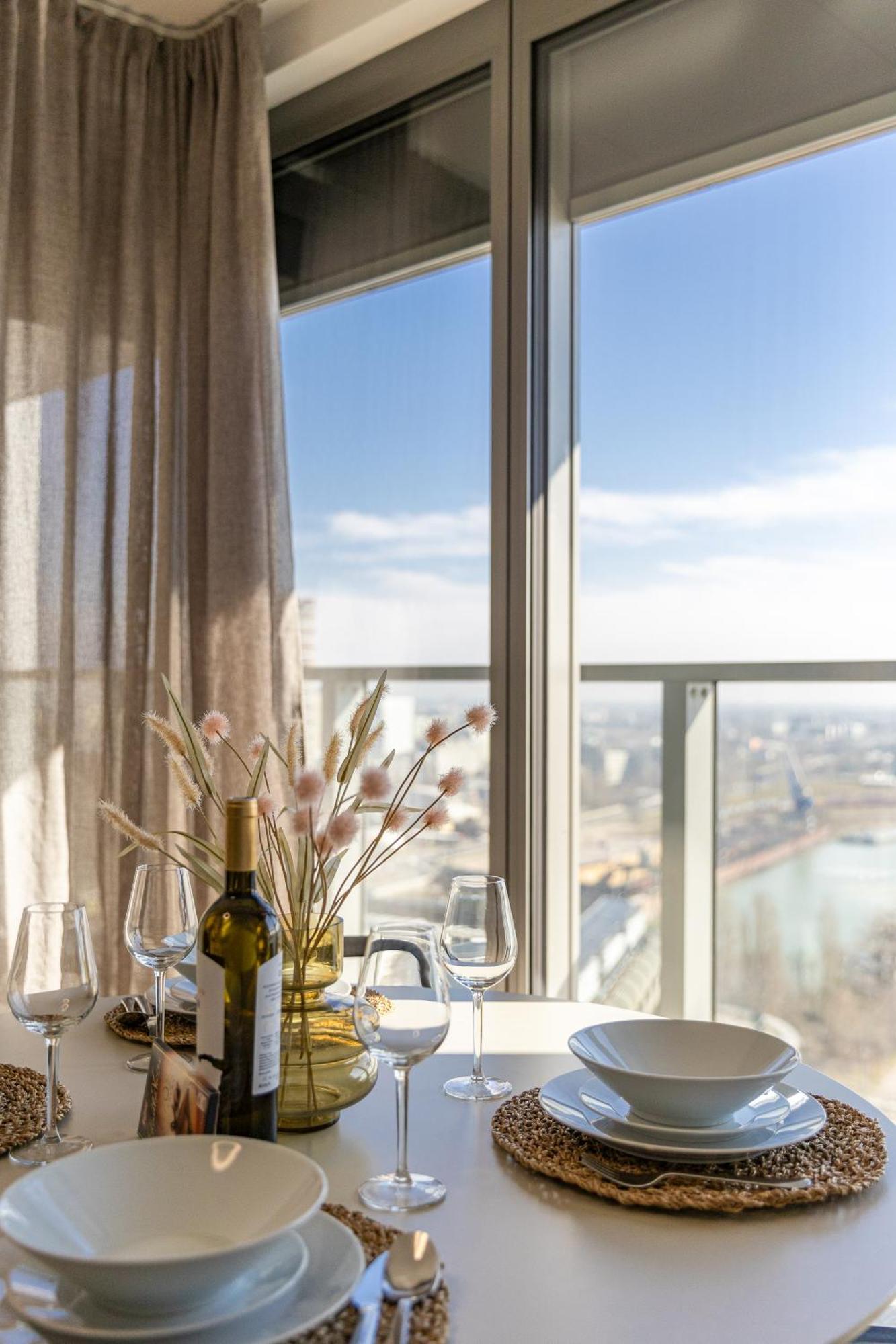 Eurovea Tower Retreat Apartment Pressburg