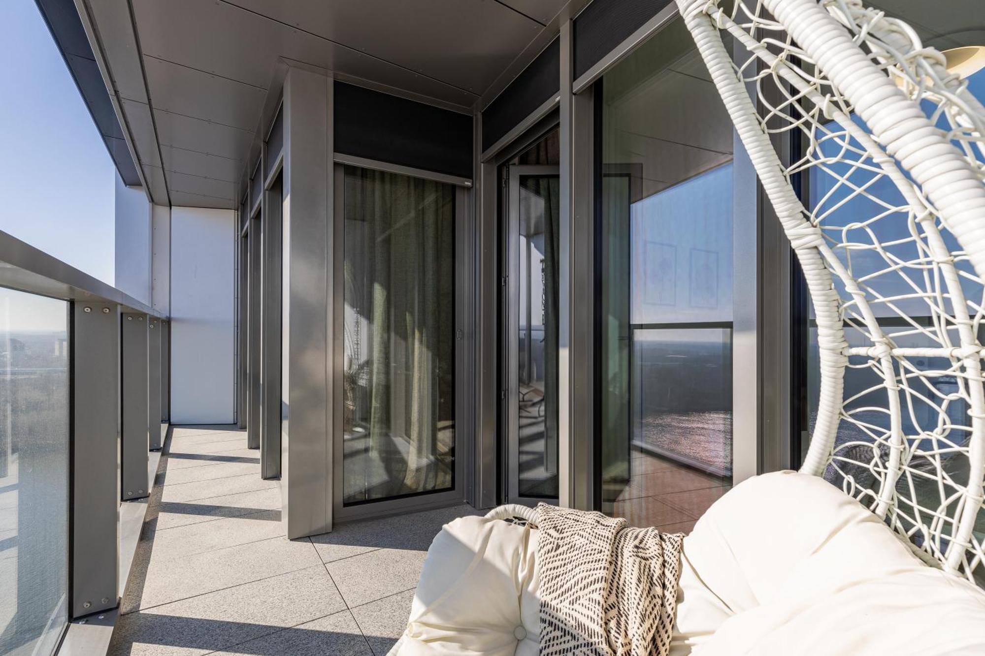 Eurovea Tower Retreat Pressburg